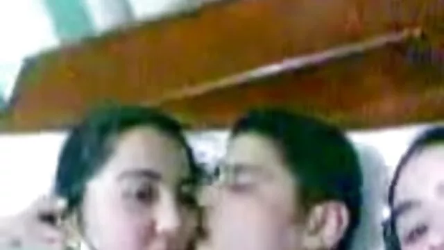 ფეტიში იაპონელი სკოლა გოგო
