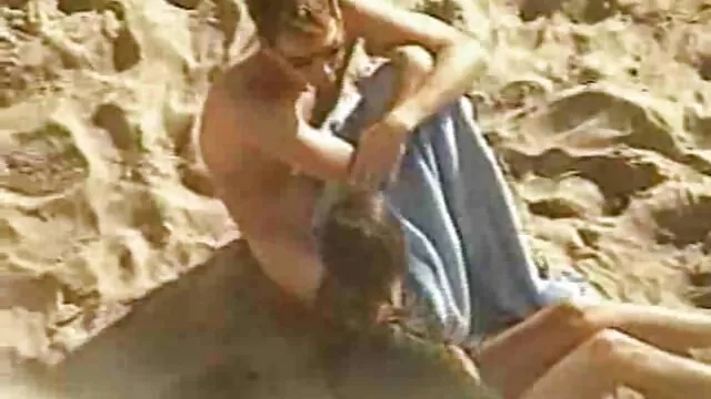 იაპონელი porn ვიდეო 8. სექსი ჩაცმულ იაპონელი პორნო ონლაინ რეჟიმში ქალსა და შიშველ მამაკაცთა შორის,
